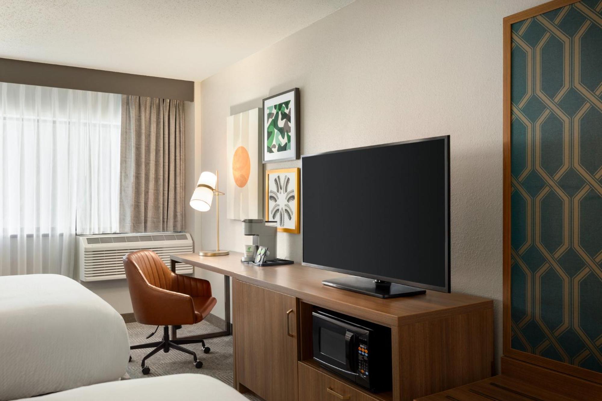 Holiday Inn Virginia Beach - Norfolk By Ihg Exterior photo